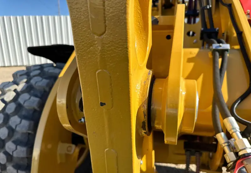 2023 Caterpillar 908 photo 21