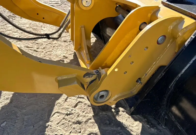 2023 Caterpillar 908 photo 34