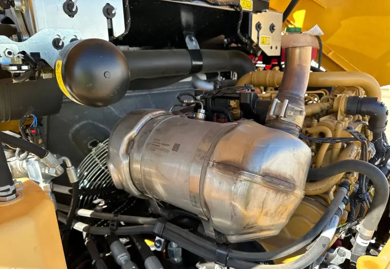 2023 Caterpillar 908 photo 90