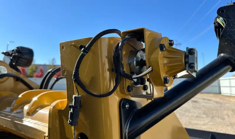 2023 Caterpillar 908 photo 41