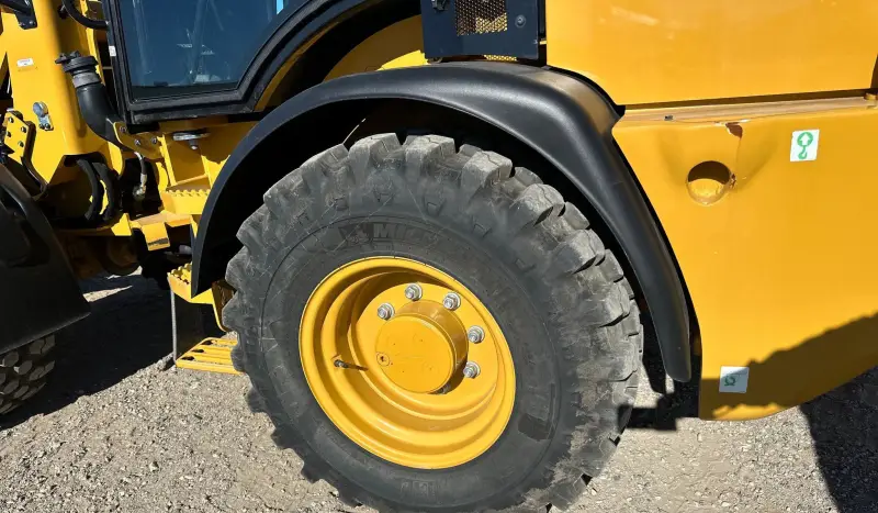 2023 Caterpillar 908 photo 114