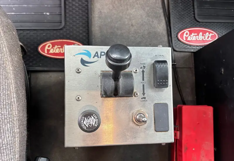 2019 Peterbilt 567 photo 53