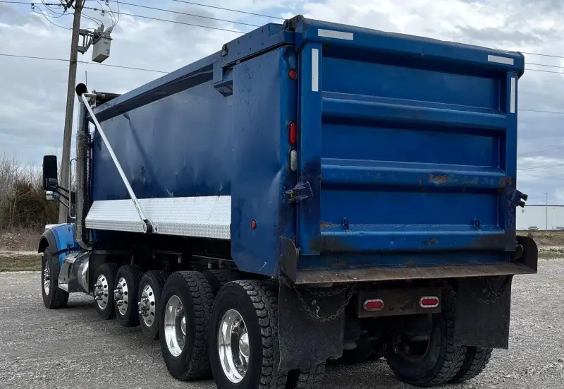 2019 Peterbilt 567 photo 7