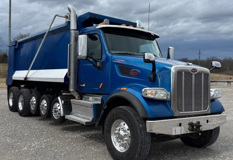 2019 Peterbilt 567 photo 3