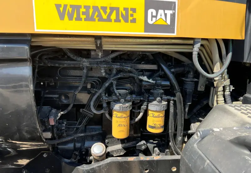 2005 Challenger MT665B photo 31