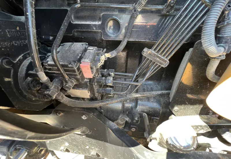 2005 Challenger MT665B photo 32