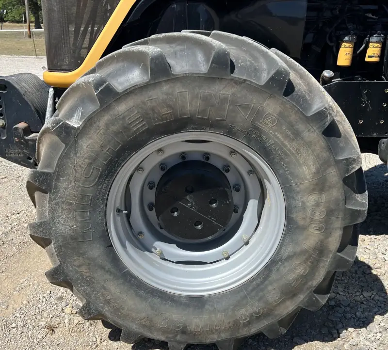2005 Challenger MT665B photo 45