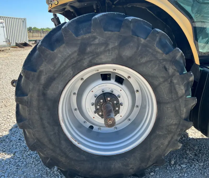 2005 Challenger MT665B photo 50