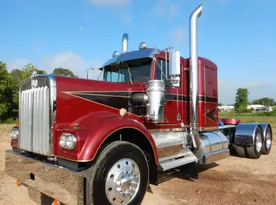 1981 Kenworth W900