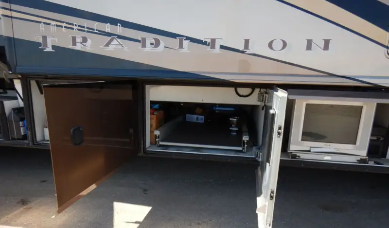 2006 Fleetwood American Tradition photo 56