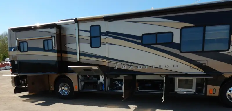 2006 Fleetwood American Tradition photo 54