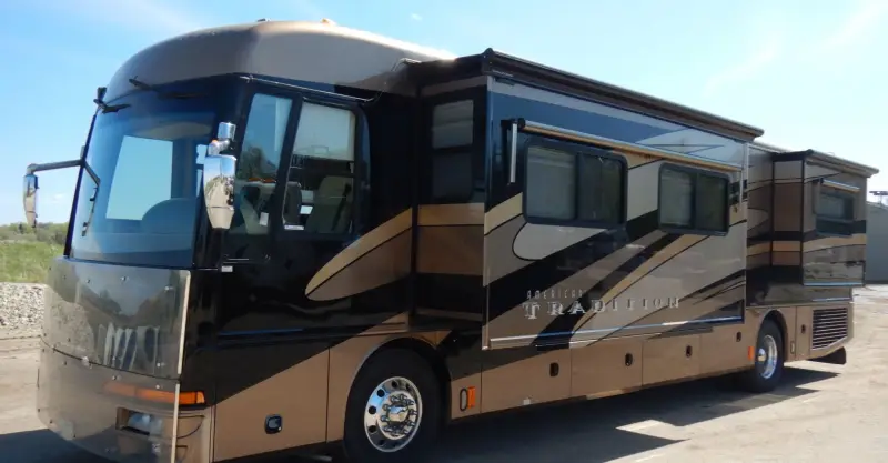 2006 Fleetwood American Tradition photo 1