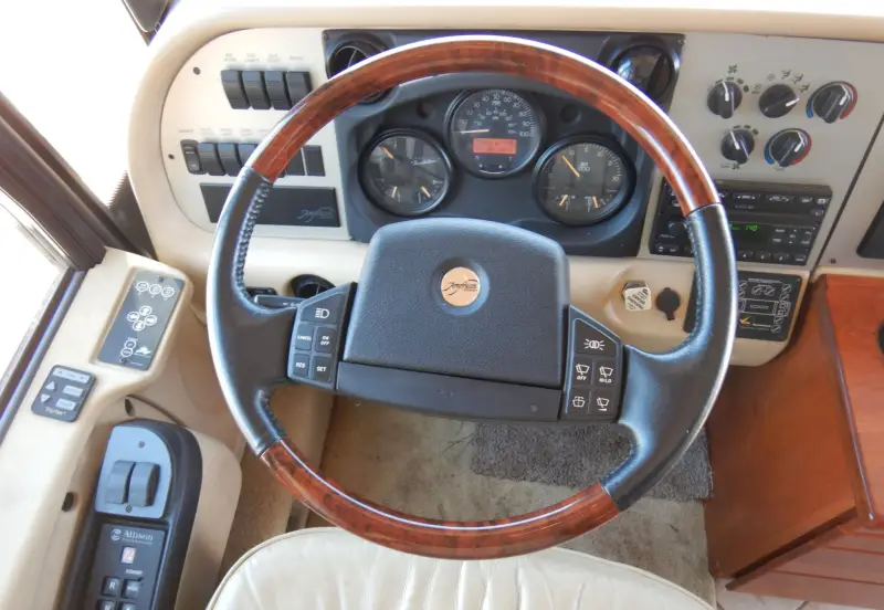 2006 Fleetwood American Tradition photo 12