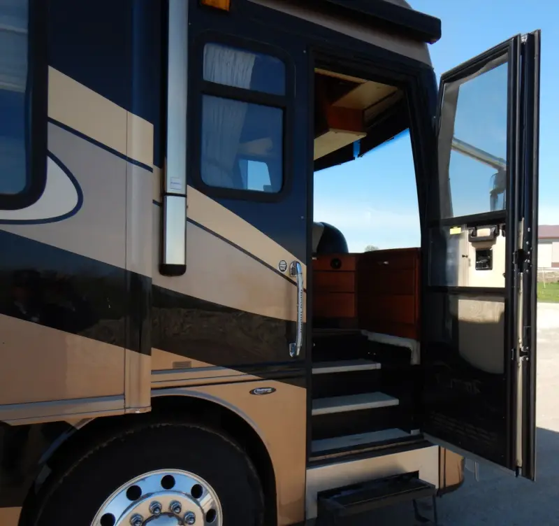 2006 Fleetwood American Tradition photo 9