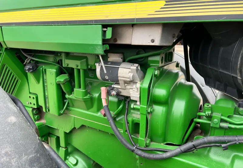 2000 John Deere 8410 photo 33