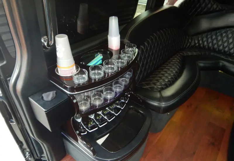 2015 Mercedes Benz Sprinter 3500 photo 32