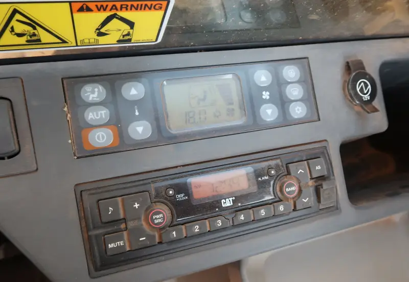 2019 Caterpillar 325F L CR photo 22