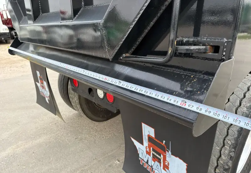 2019 Mack Anthem photo 30