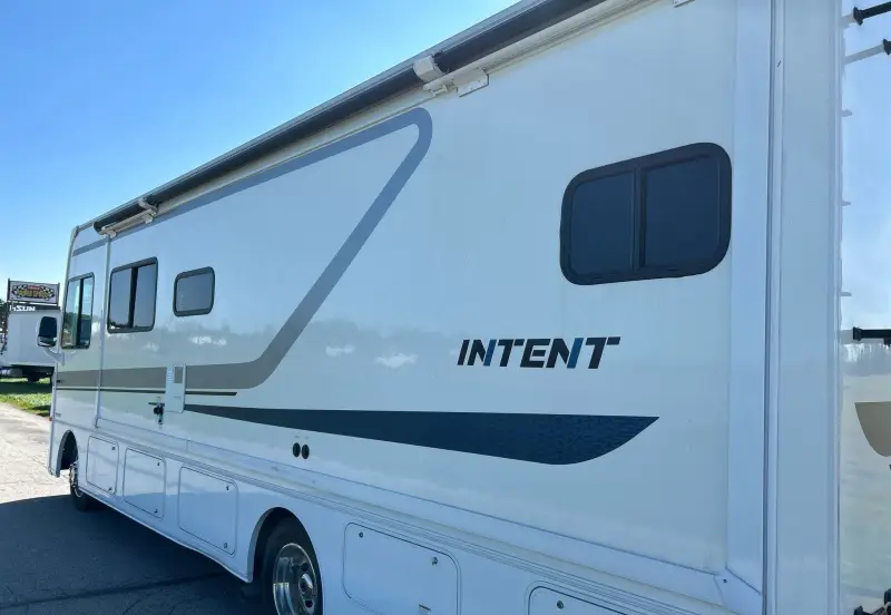 2018 Winnebago Intent photo 10