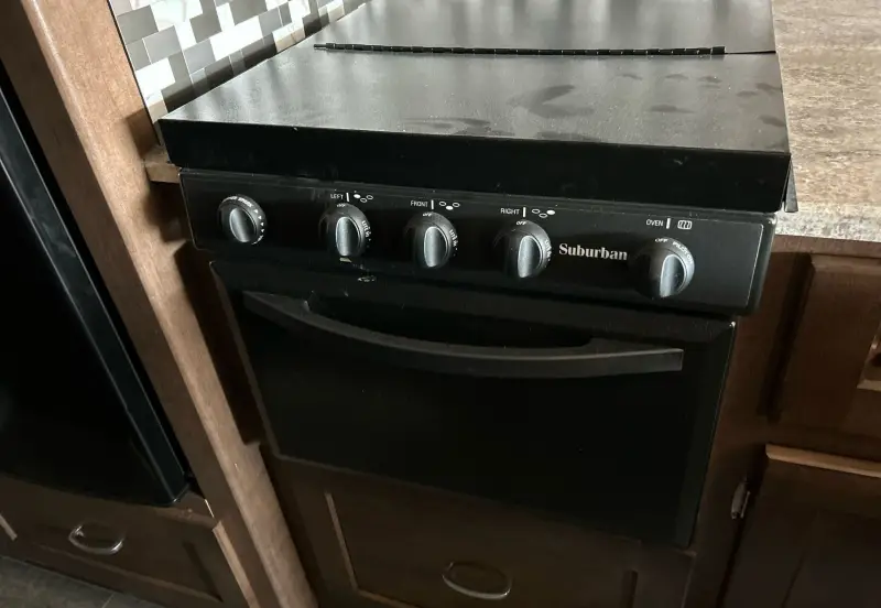 2018 Winnebago Intent photo 37